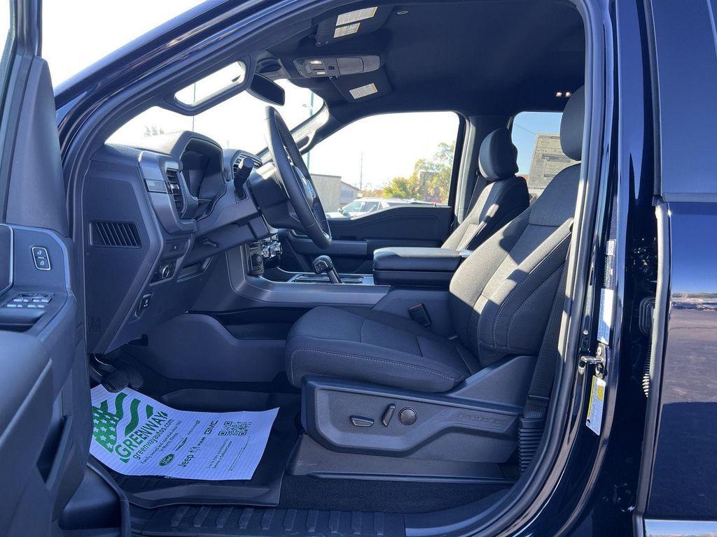 new 2025 Ford F-150 car, priced at $58,900