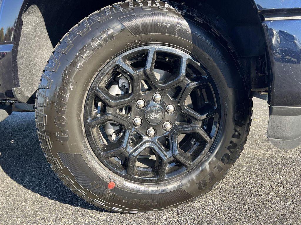 new 2025 Ford F-150 car, priced at $58,900