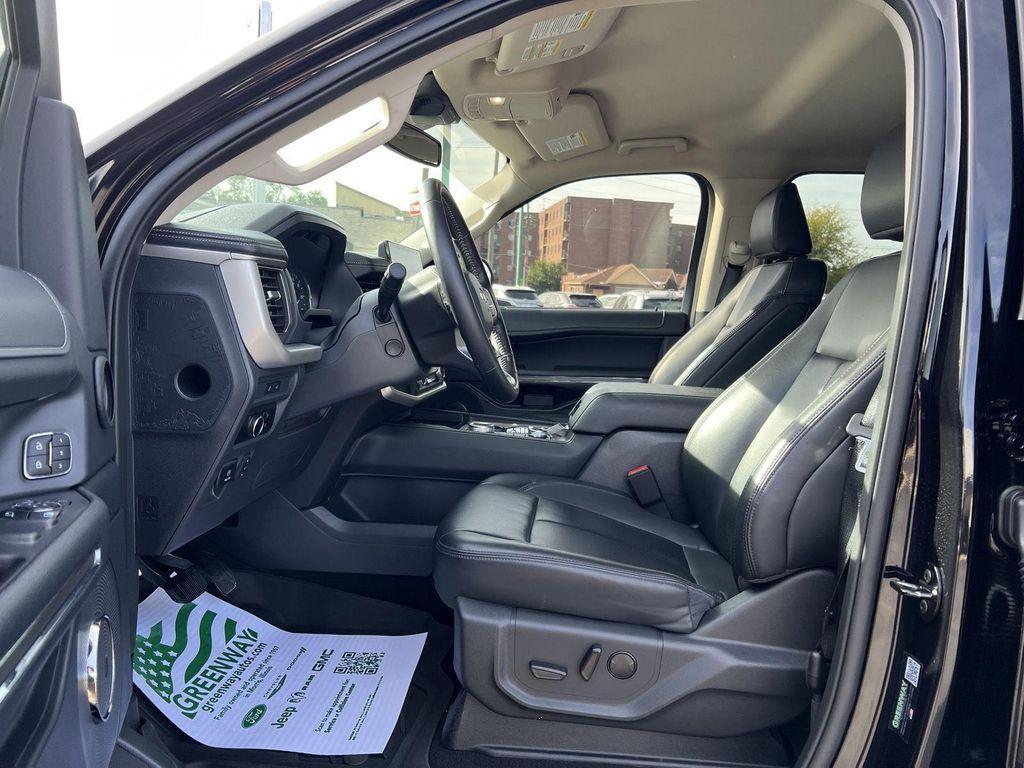 used 2024 Ford Expedition car, priced at $53,847