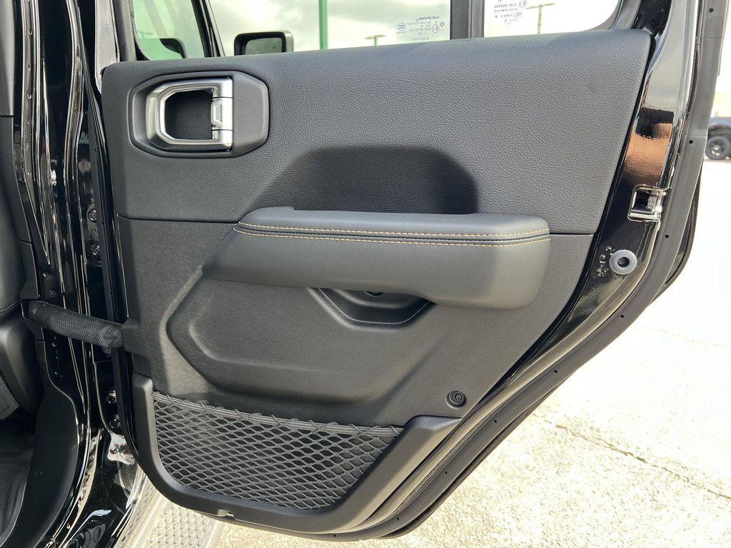 new 2025 Jeep Wrangler car, priced at $52,898