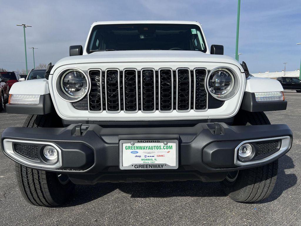new 2025 Jeep Wrangler car, priced at $53,152