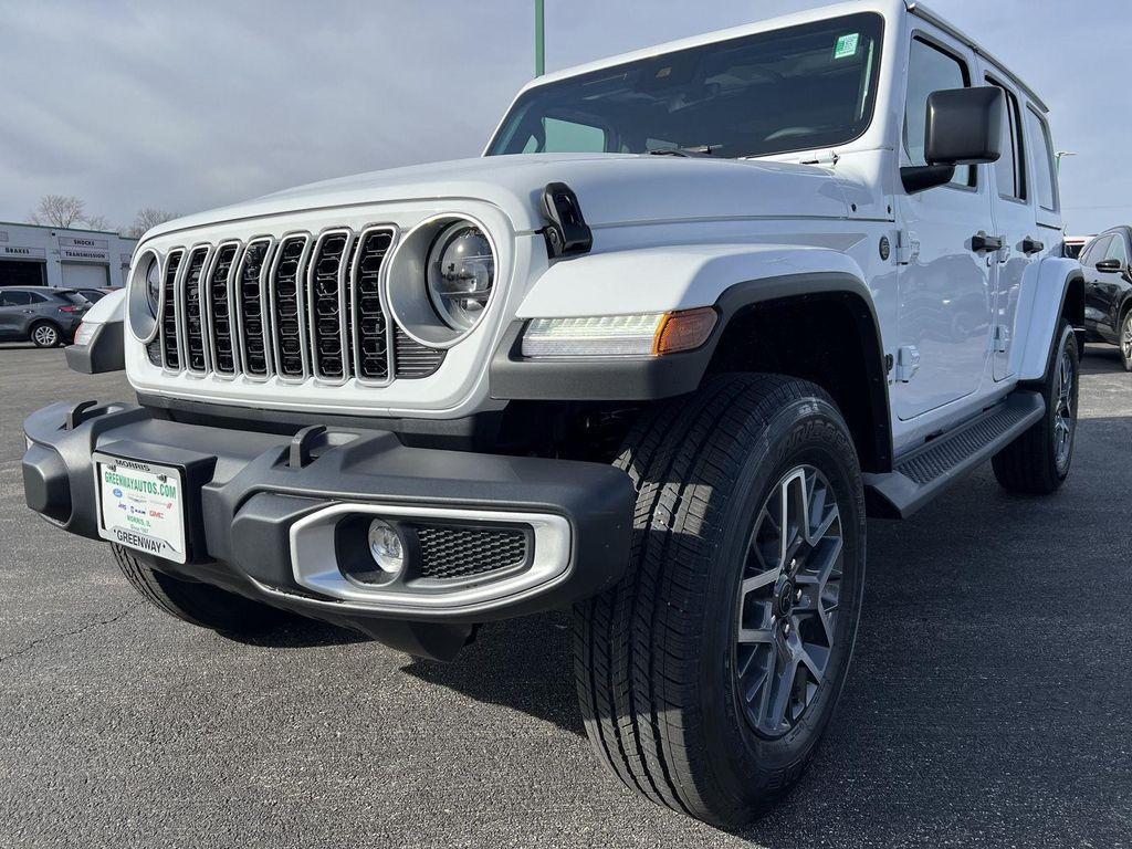 new 2025 Jeep Wrangler car, priced at $53,152