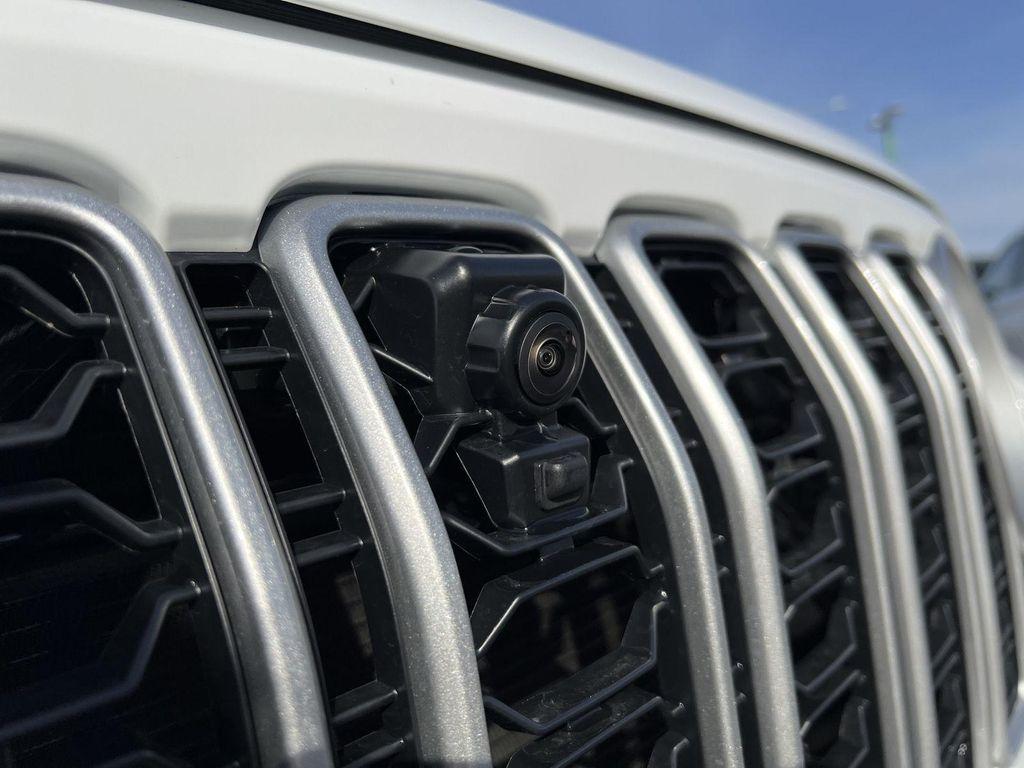 new 2025 Jeep Wrangler car, priced at $53,152