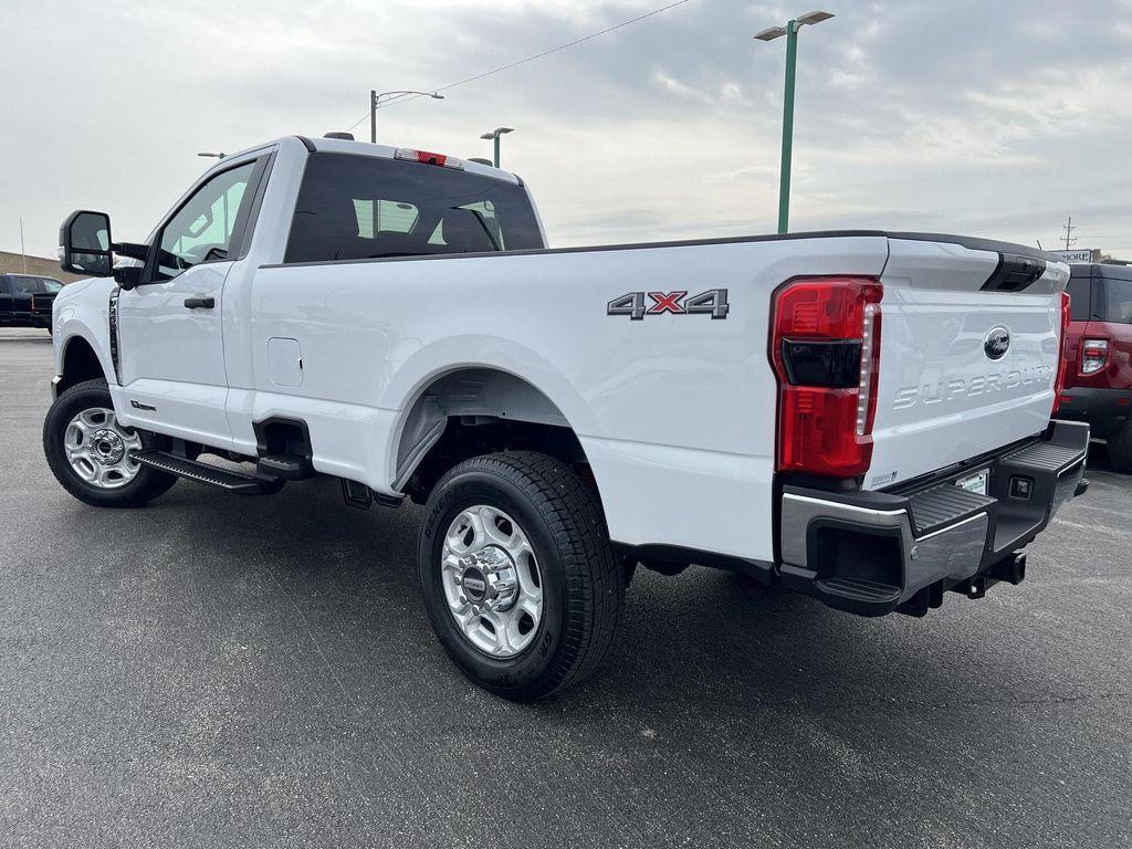 new 2025 Ford F-250 car, priced at $60,127