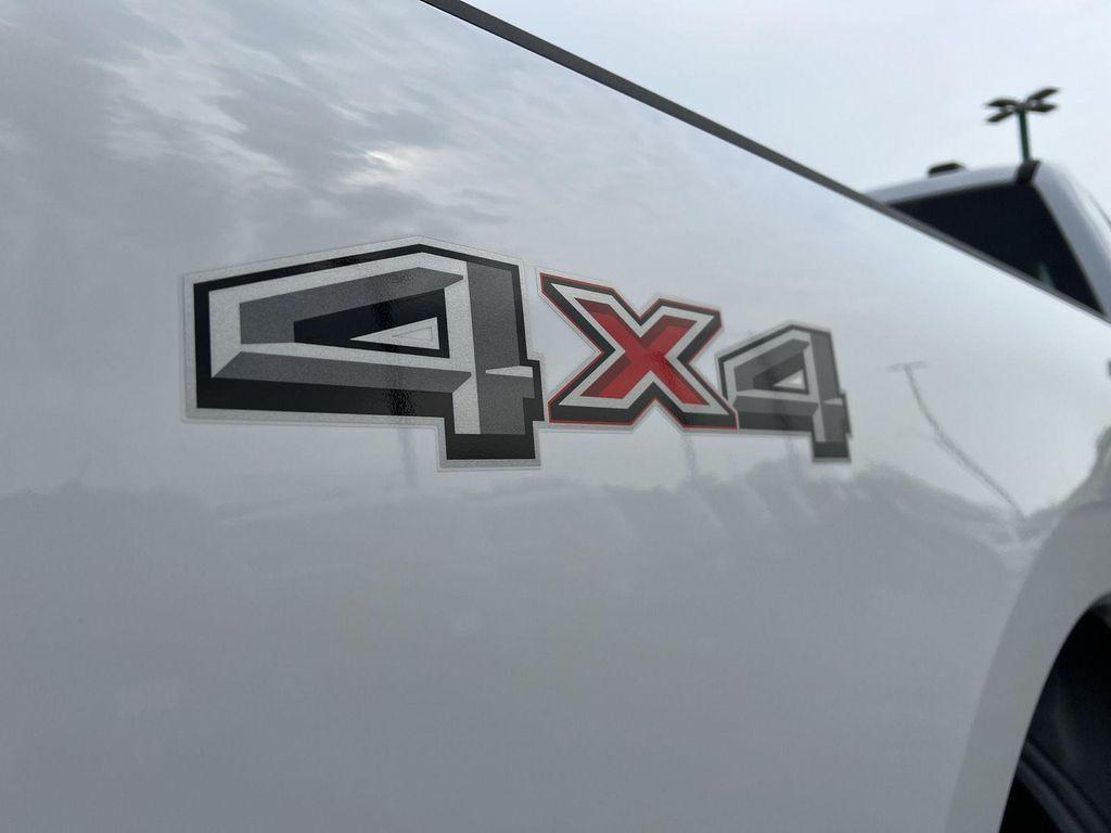 new 2025 Ford F-250 car, priced at $60,127