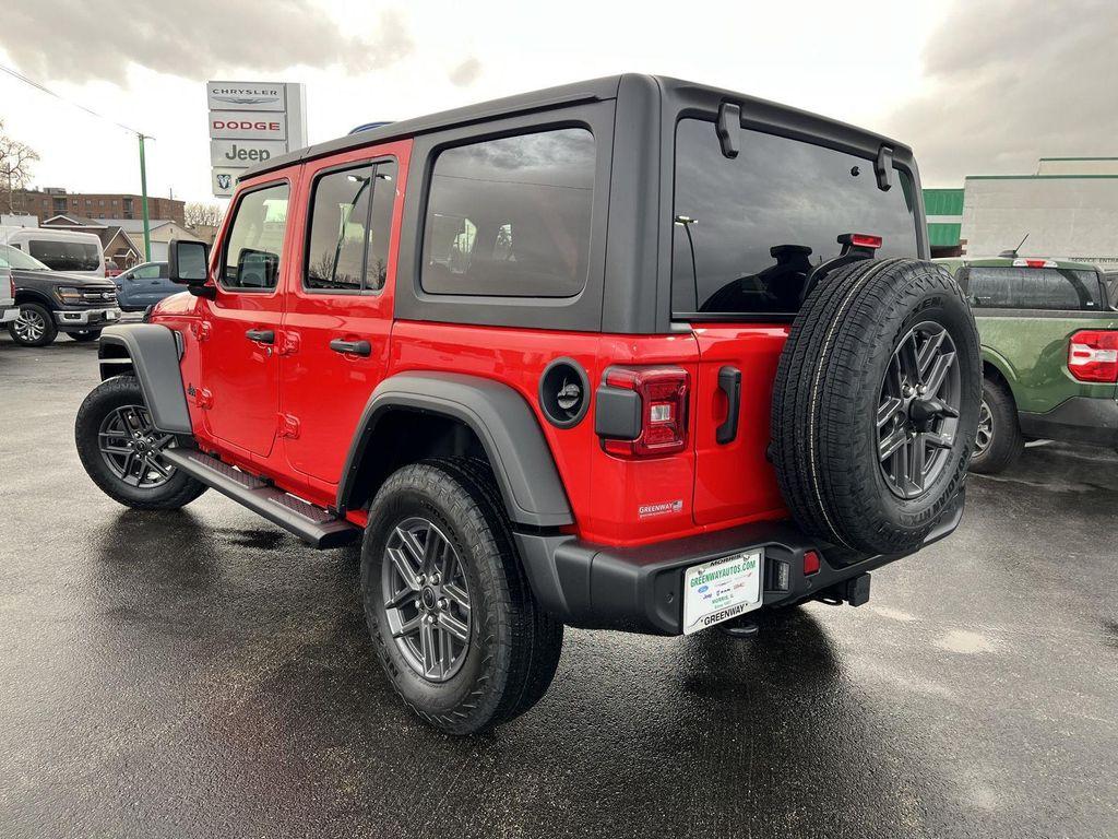 new 2025 Jeep Wrangler car, priced at $50,234