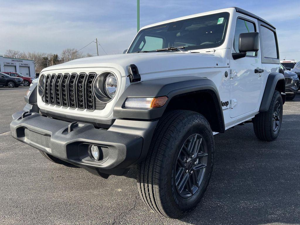 new 2025 Jeep Wrangler car, priced at $41,225