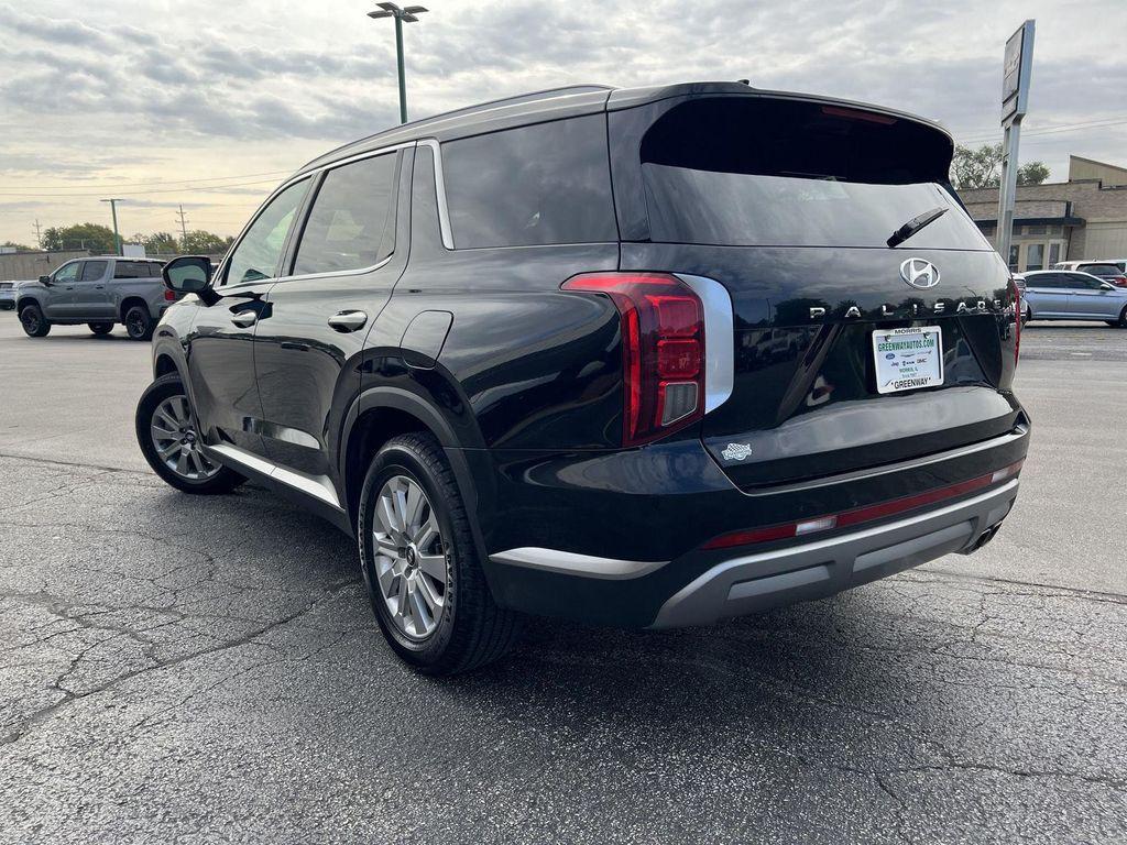 used 2024 Hyundai Palisade car, priced at $32,554