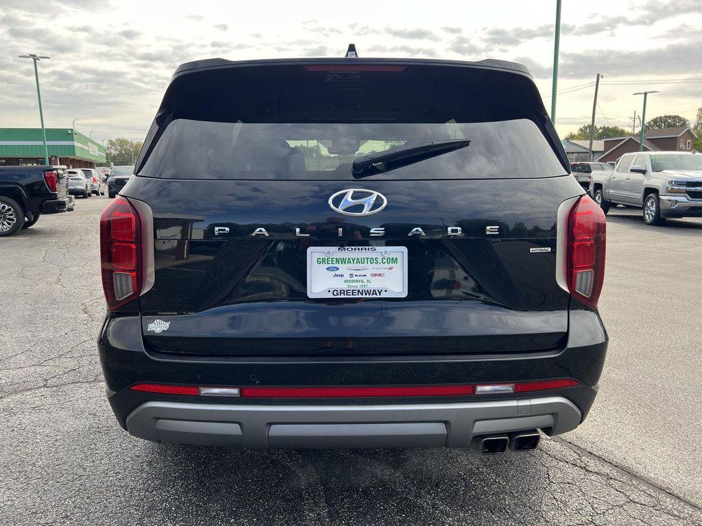 used 2024 Hyundai Palisade car, priced at $32,554