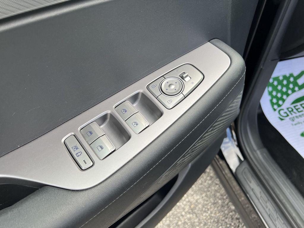 used 2024 Hyundai Palisade car, priced at $32,554