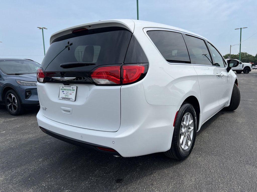 new 2026 Chrysler Voyager car, priced at $39,668