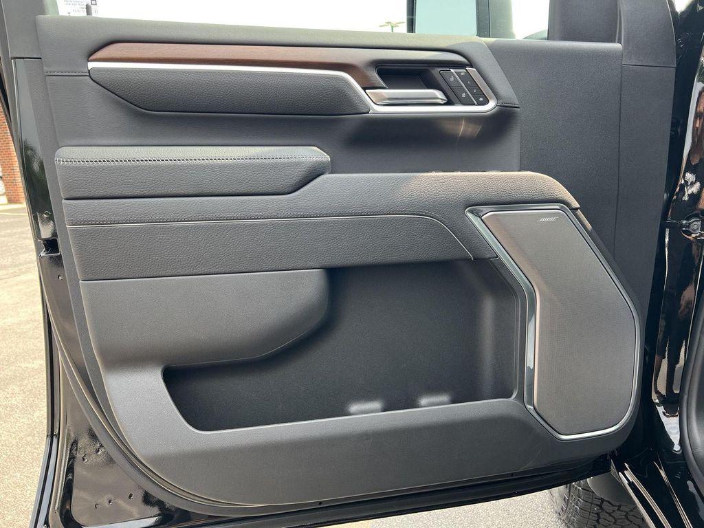 new 2025 GMC Sierra 2500 car, priced at $71,994