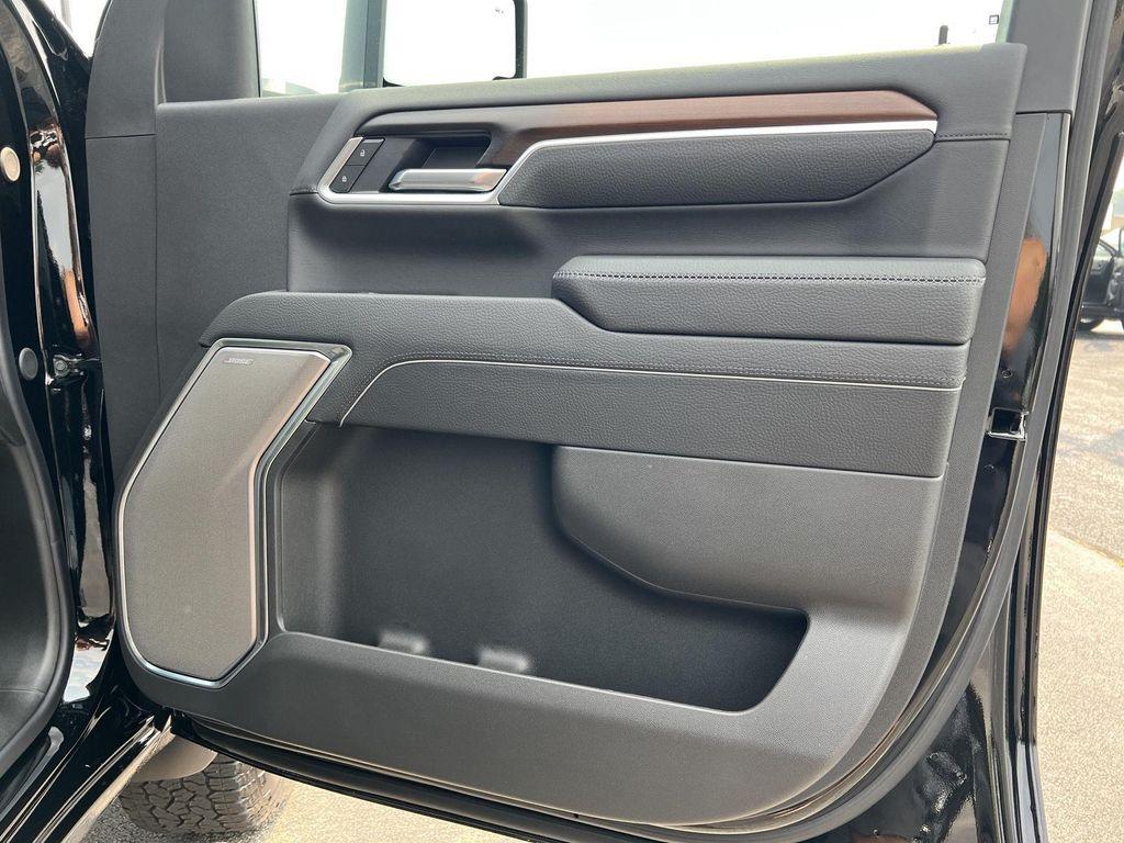 new 2025 GMC Sierra 2500 car, priced at $71,994