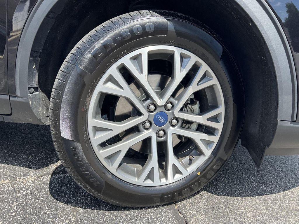 used 2022 Ford Escape car, priced at $21,385