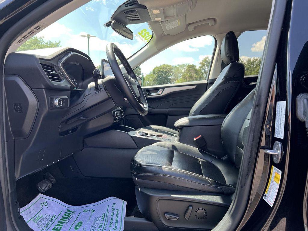 used 2022 Ford Escape car, priced at $21,385