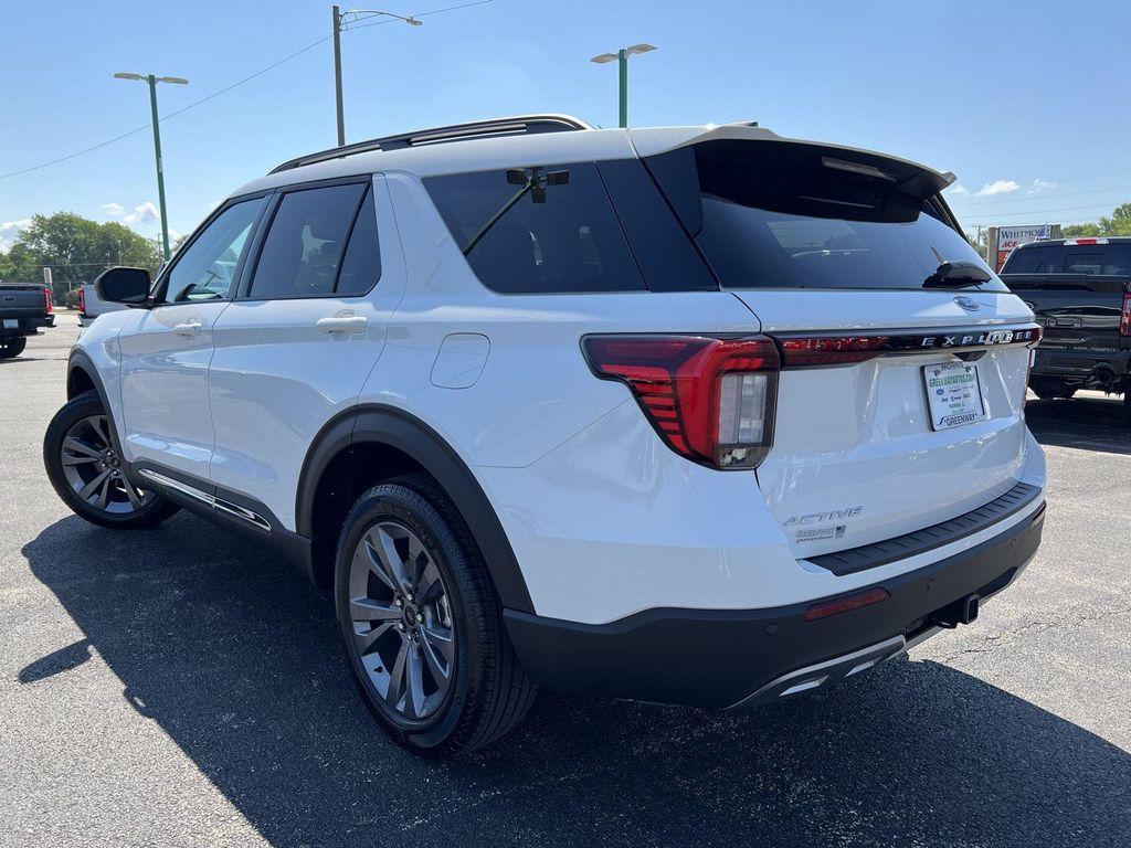 new 2025 Ford Explorer car, priced at $44,986