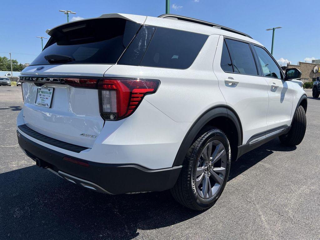 new 2025 Ford Explorer car, priced at $44,986