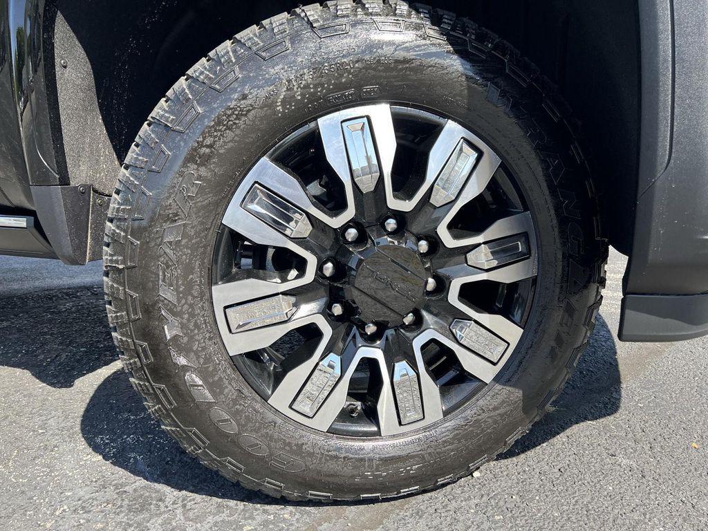 new 2026 GMC Sierra 2500 car, priced at $86,608
