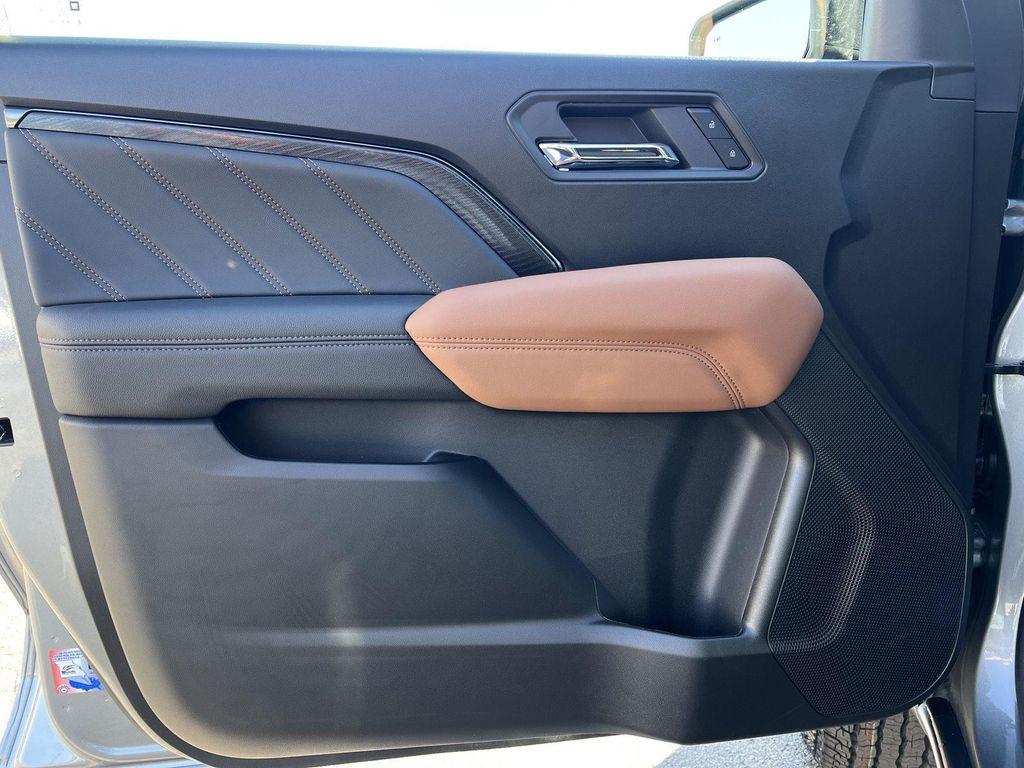 new 2026 GMC Canyon car, priced at $46,306
