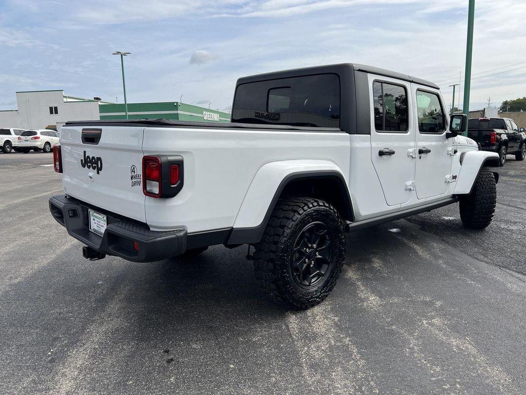 used 2021 Jeep Gladiator car, priced at $29,388