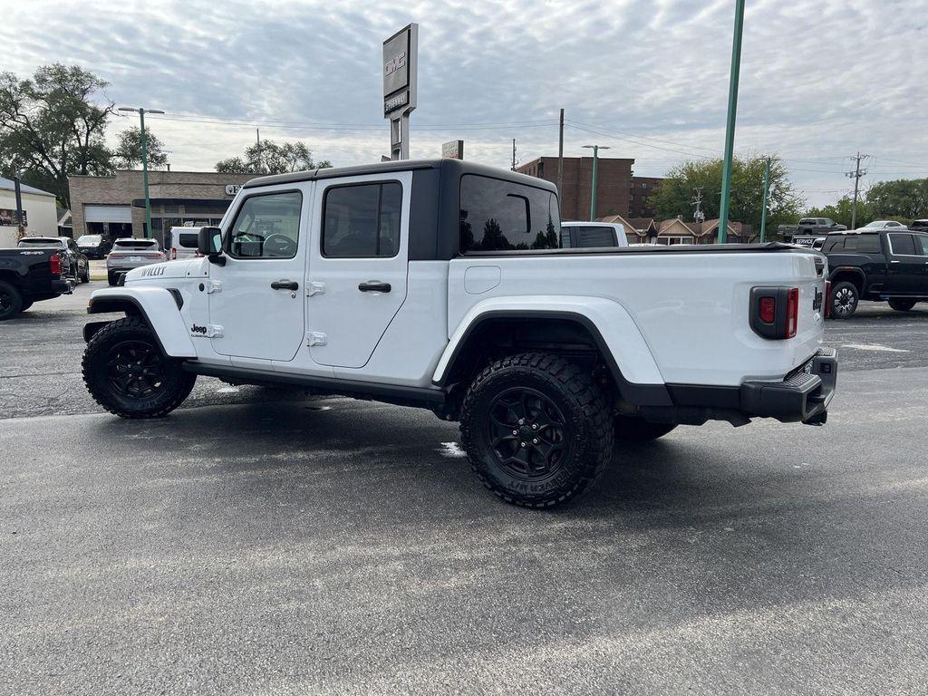used 2021 Jeep Gladiator car, priced at $29,388