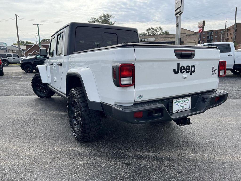 used 2021 Jeep Gladiator car, priced at $29,388