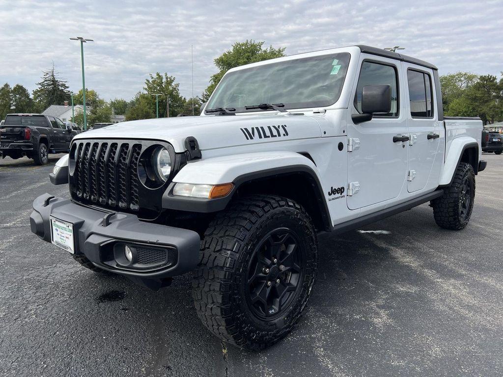used 2021 Jeep Gladiator car, priced at $29,388