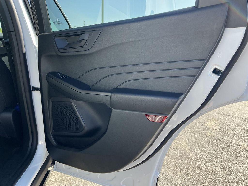 new 2025 Ford Escape car, priced at $29,950