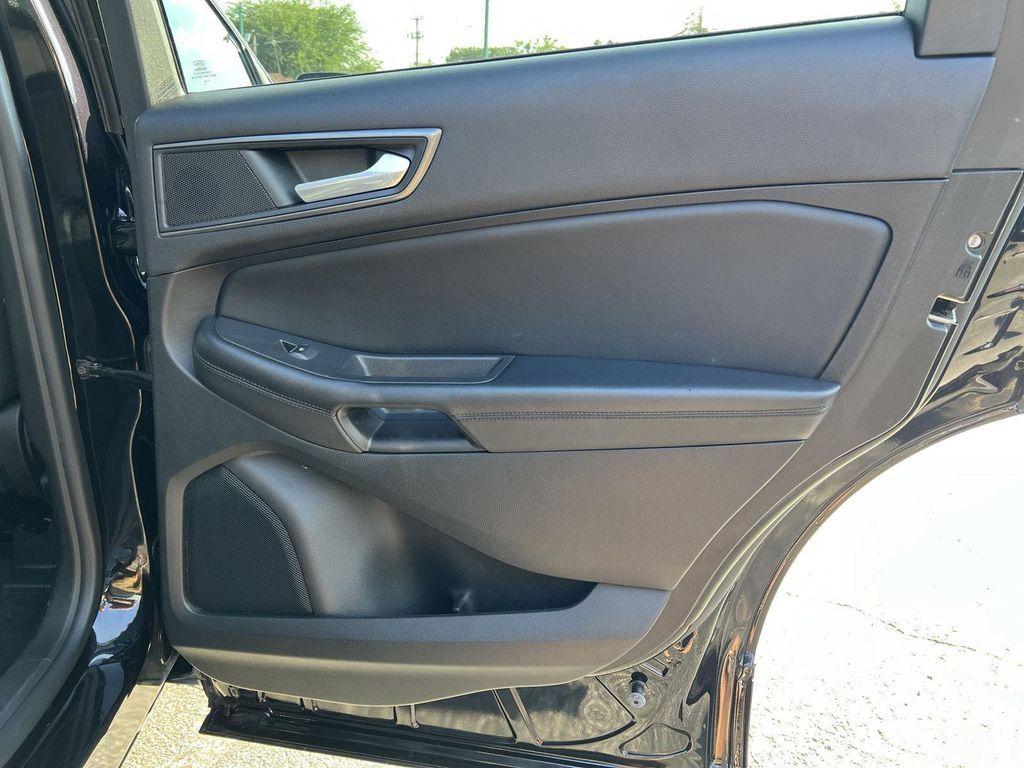 used 2022 Ford Edge car, priced at $20,517