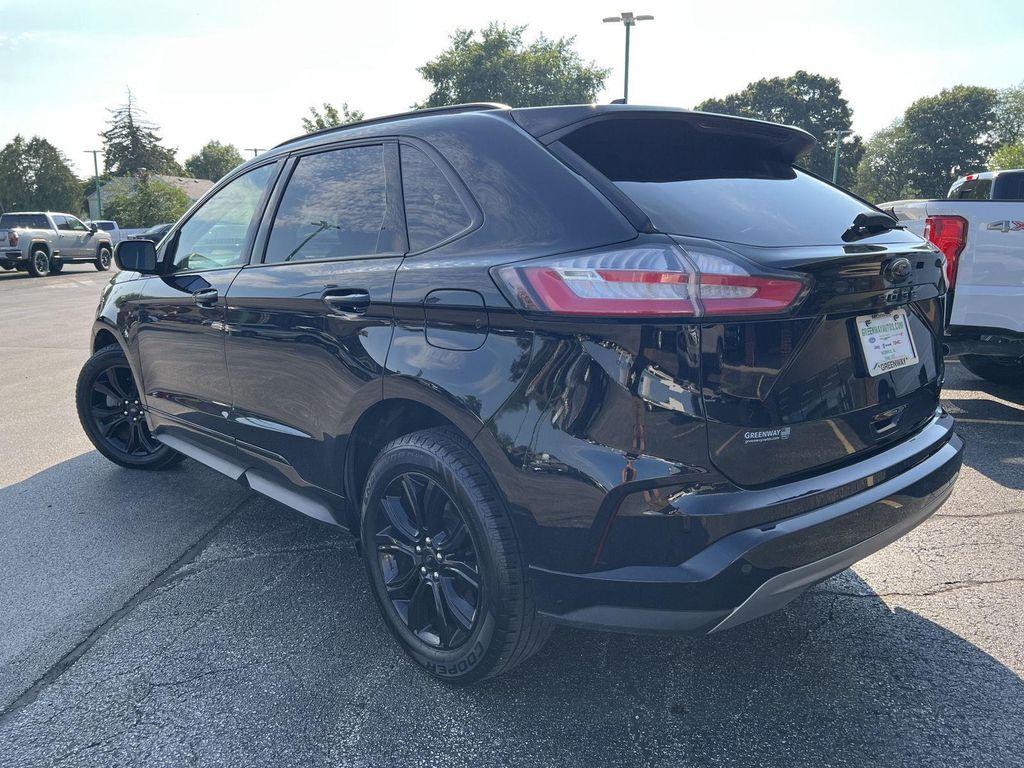 used 2022 Ford Edge car, priced at $20,517