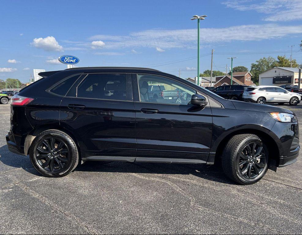 used 2022 Ford Edge car, priced at $20,517
