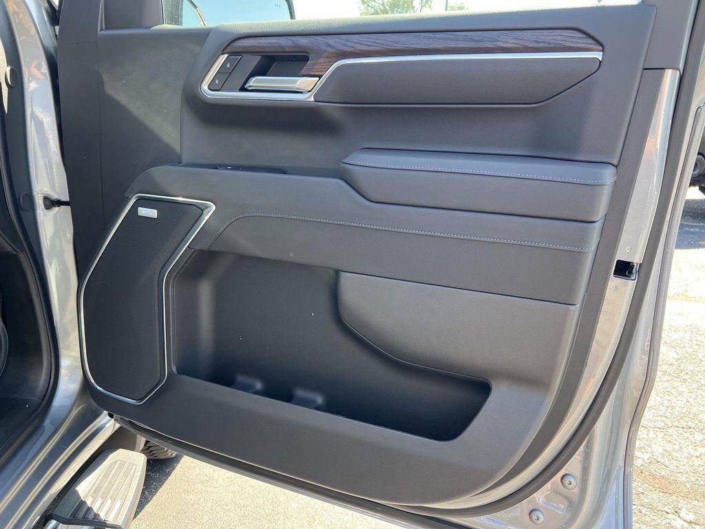 new 2026 GMC Sierra 1500 car, priced at $59,741