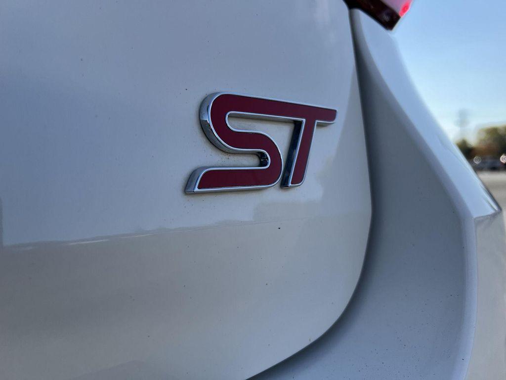 used 2021 Ford Explorer car, priced at $31,477