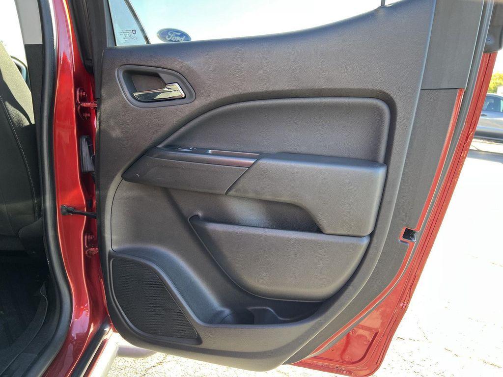 used 2015 Chevrolet Colorado car, priced at $15,444