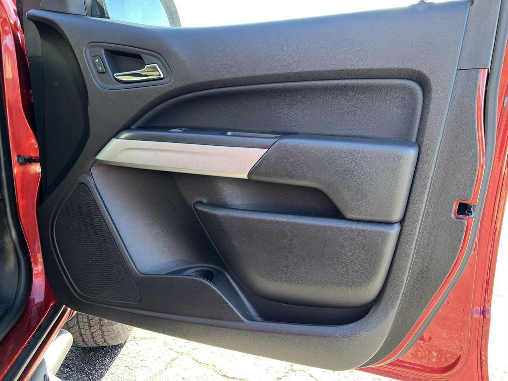 used 2015 Chevrolet Colorado car, priced at $15,444