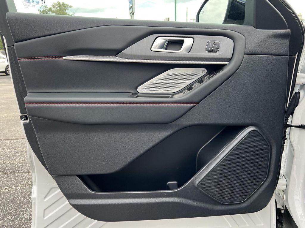 used 2025 Ford Explorer car, priced at $55,790