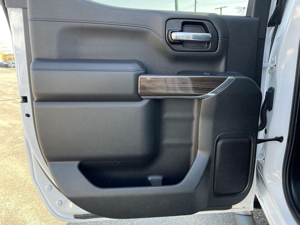 used 2022 Chevrolet Silverado 1500 car, priced at $38,888