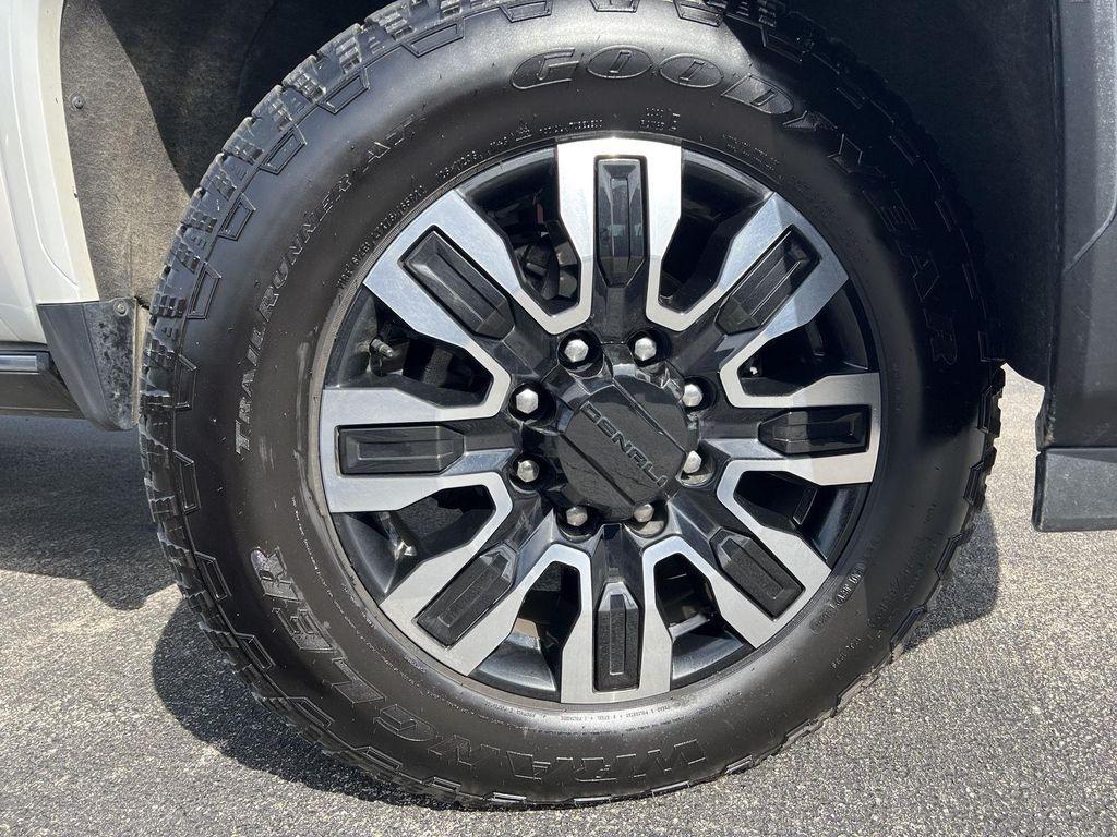 used 2024 GMC Sierra 2500 car, priced at $68,544