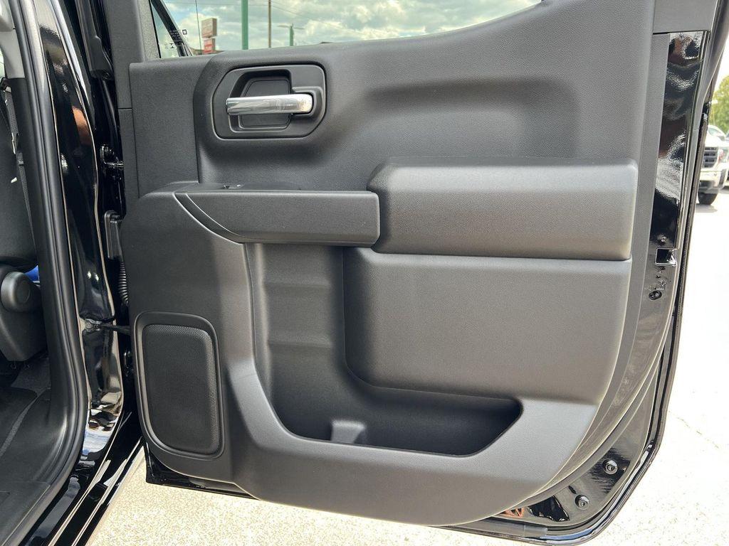 new 2026 GMC Sierra 1500 car, priced at $45,244