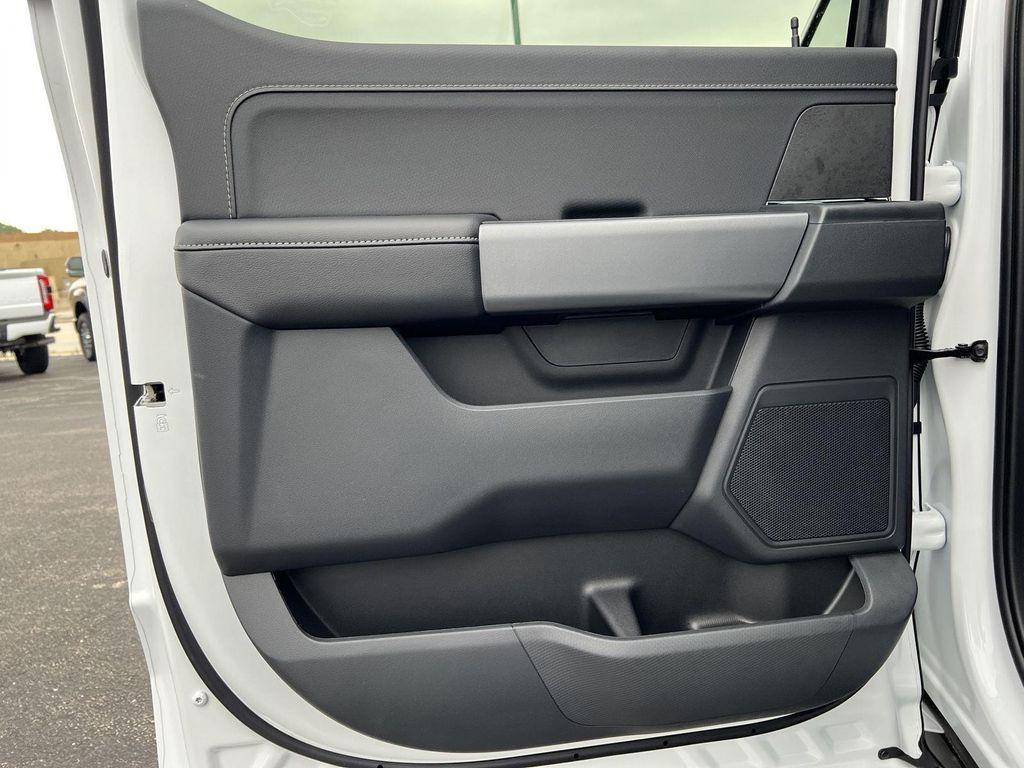 new 2025 Ford F-150 car, priced at $56,164