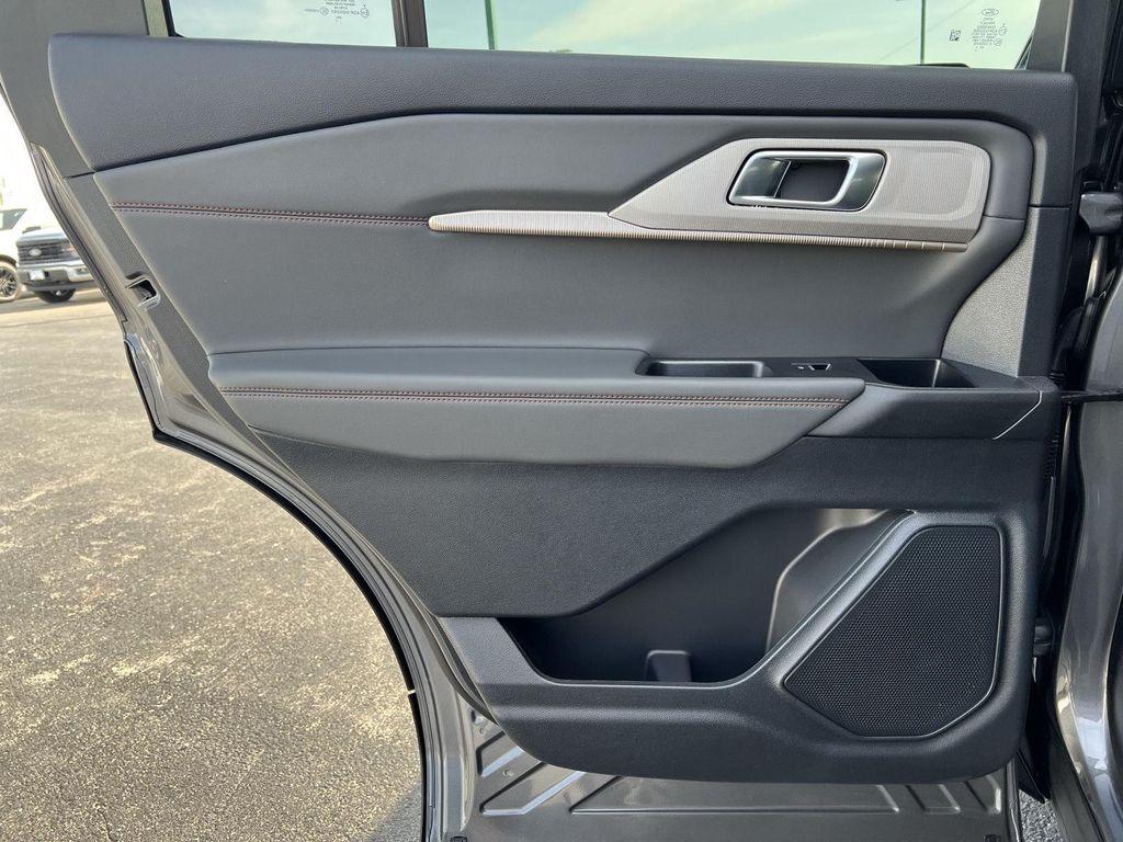 new 2025 Ford Explorer car, priced at $43,669