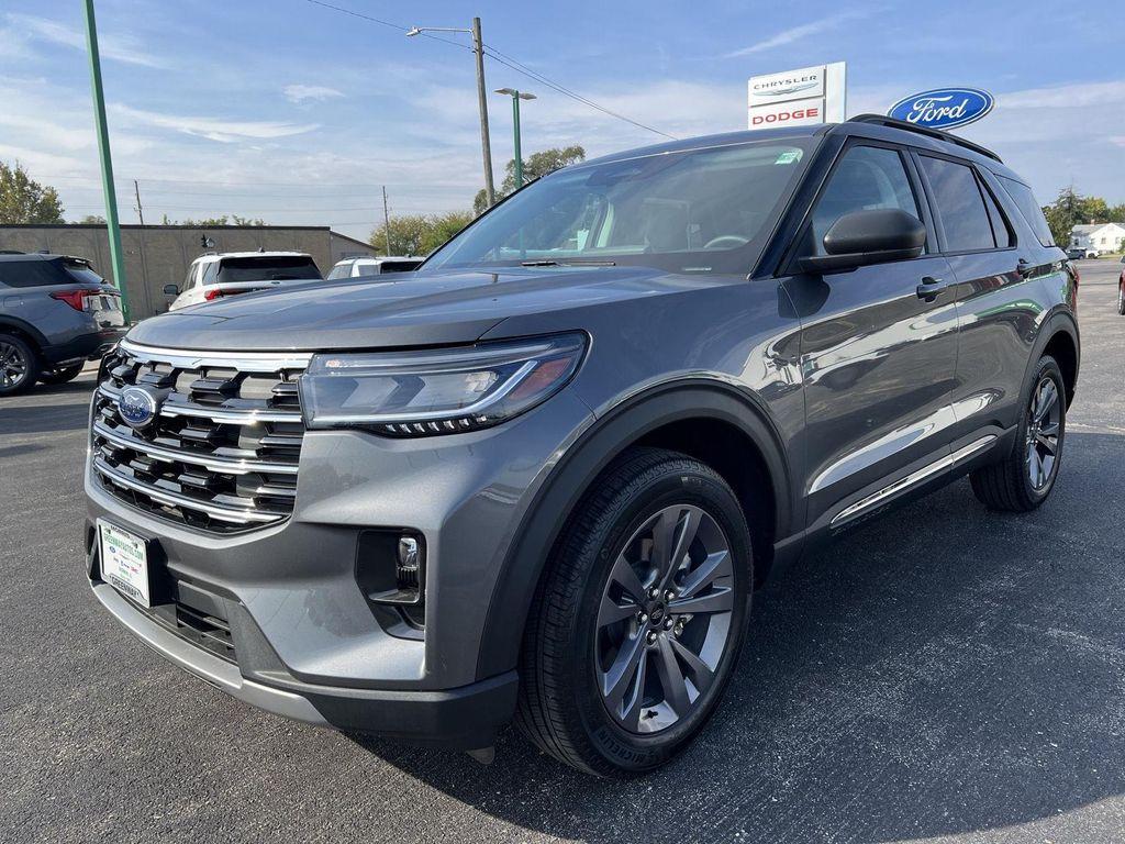 new 2025 Ford Explorer car, priced at $43,669