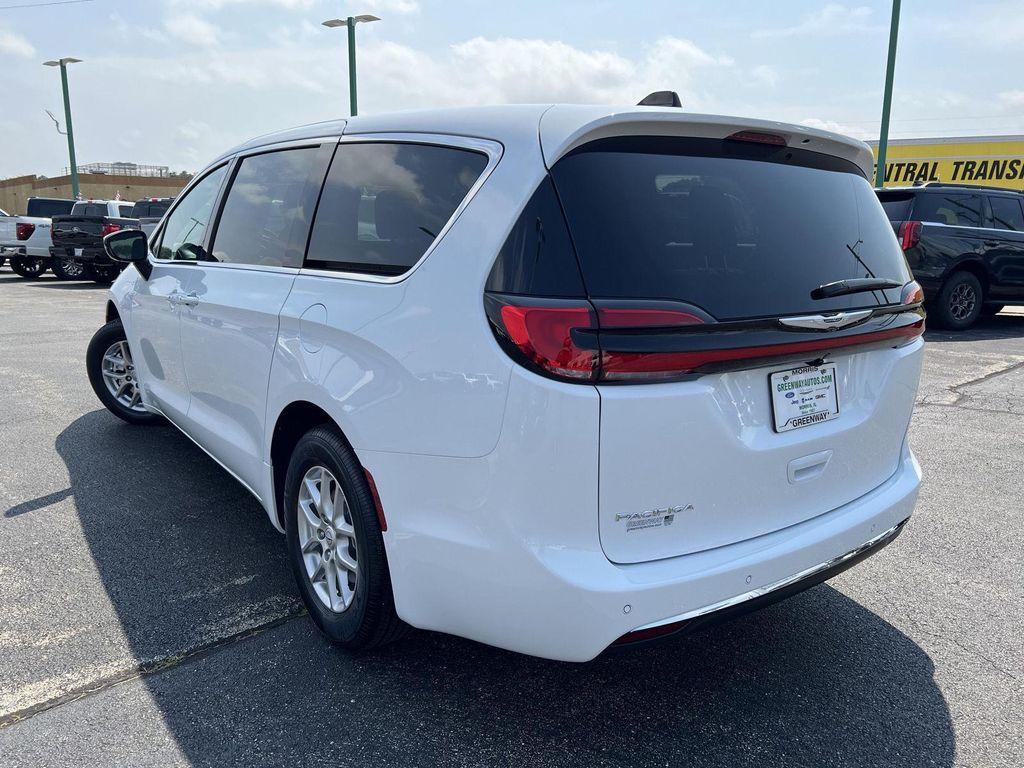 new 2026 Chrysler Pacifica car, priced at $42,852