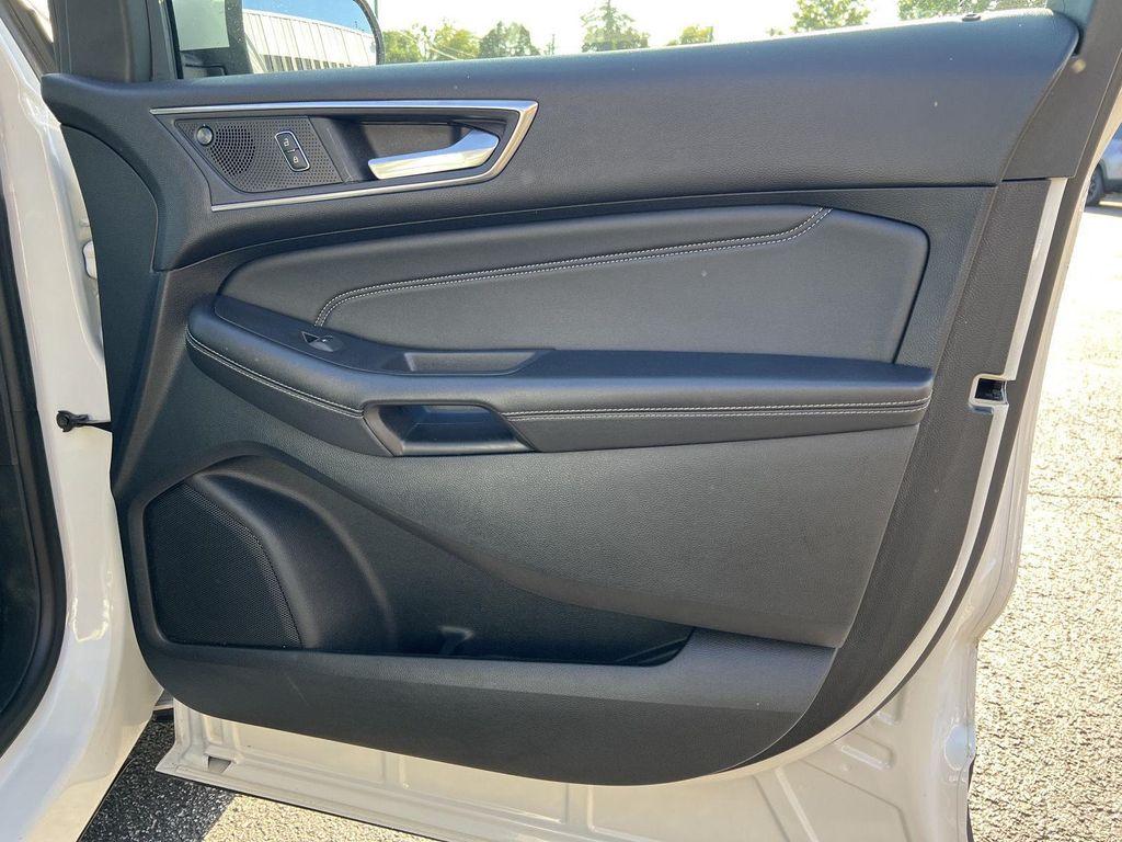 used 2022 Ford Edge car, priced at $22,888