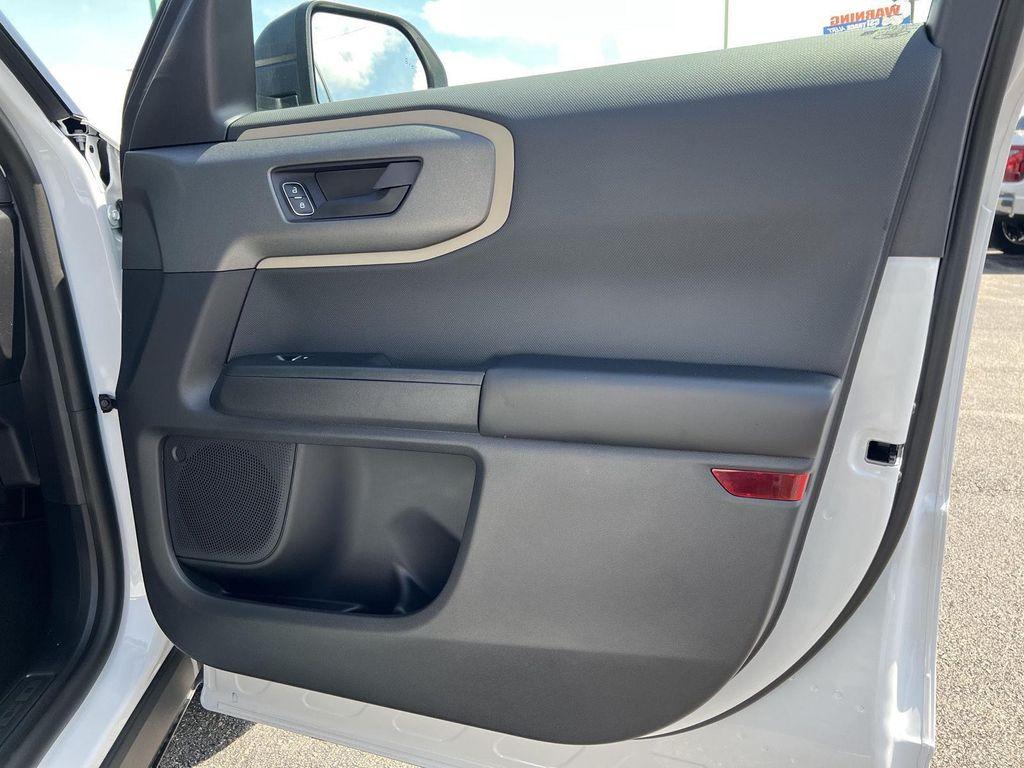 new 2025 Ford Bronco Sport car, priced at $30,334