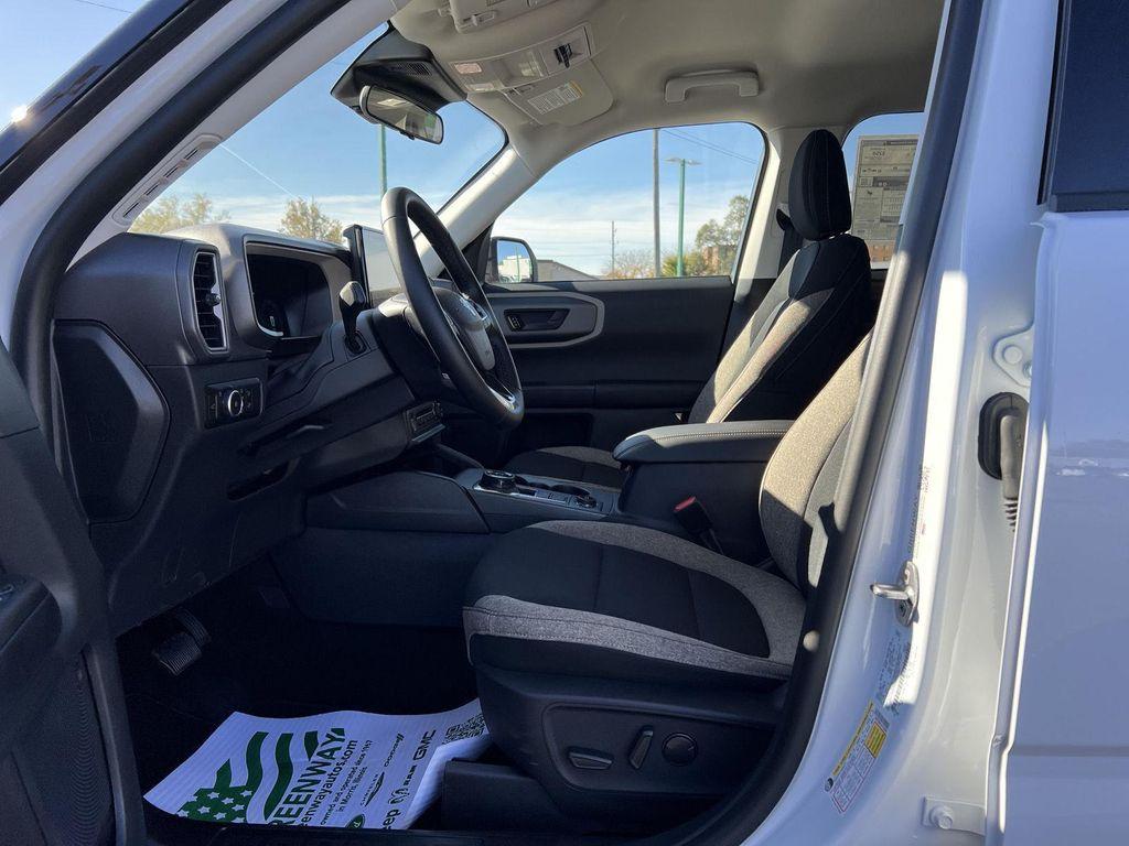 new 2025 Ford Bronco Sport car, priced at $35,281