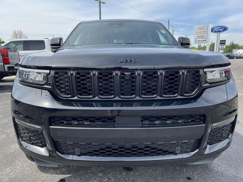 new 2025 Jeep Grand Cherokee L car, priced at $51,237