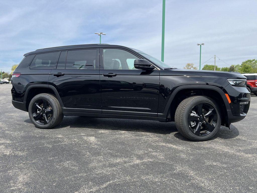 new 2025 Jeep Grand Cherokee L car, priced at $51,237