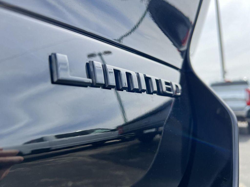 new 2025 Jeep Grand Cherokee L car, priced at $51,237