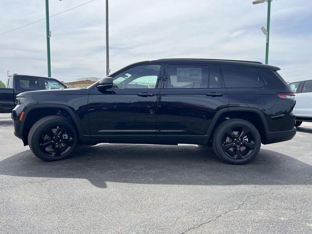 new 2025 Jeep Grand Cherokee L car, priced at $51,237